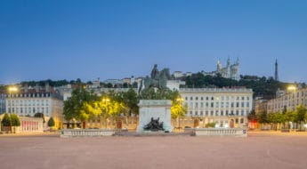 Place Bellecour à Lyon - Les Promoteurs Lyonnais